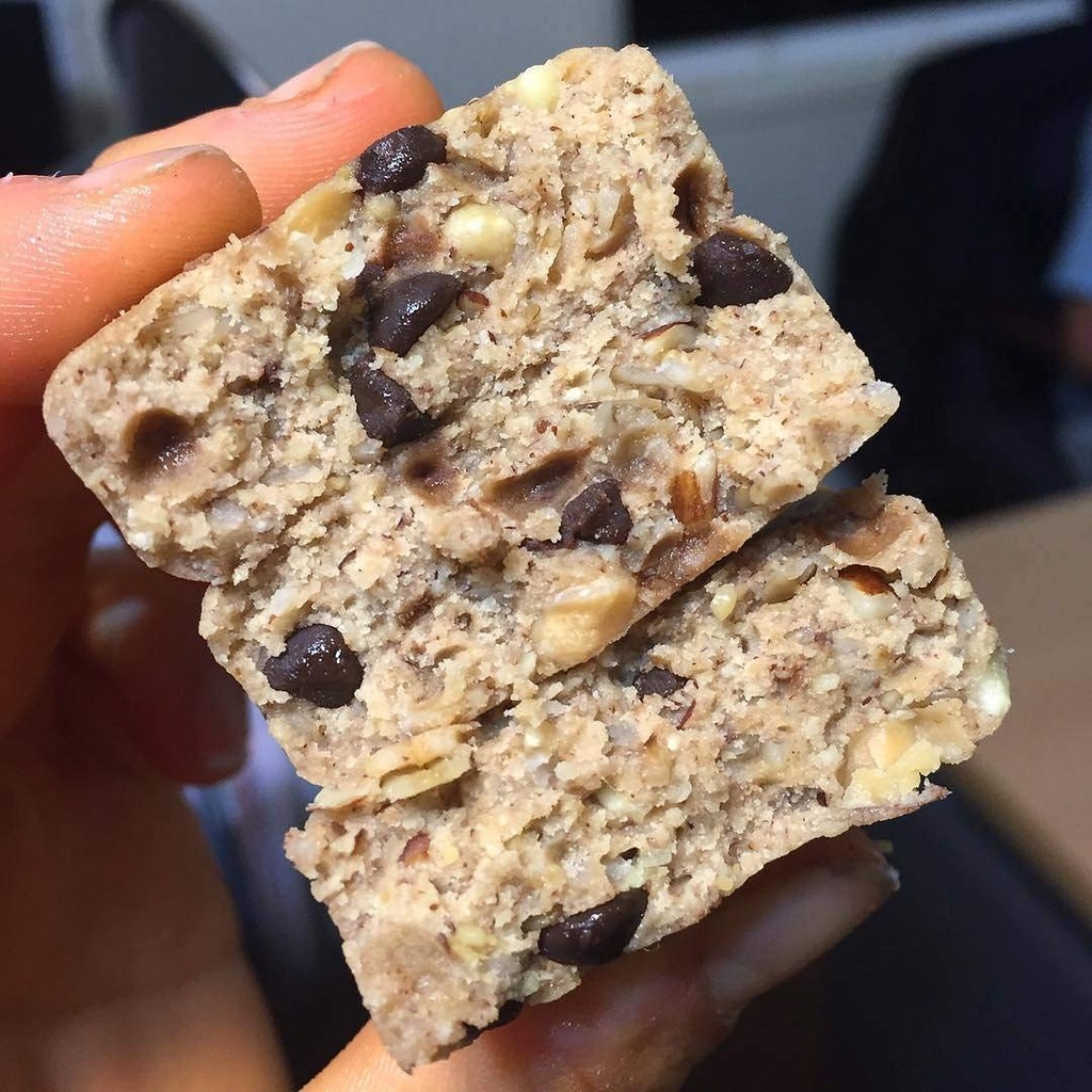 g2g-peanut-butter-lovers-protein-bars-16-4.jpg