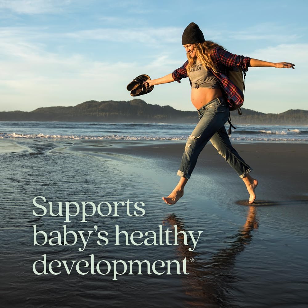new-chapter-prenatal-multivitamin-gummie-2.jpg