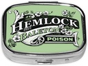 Metal 2 Segment Pill Organizer Travel Friendly Portable Compact Pill Box Cute Pill Case at holde vitaminer / Fish Oil / Kosttilskud / Meds / Tablet til purse / Pocket (Hemlock fra baleton Poison)