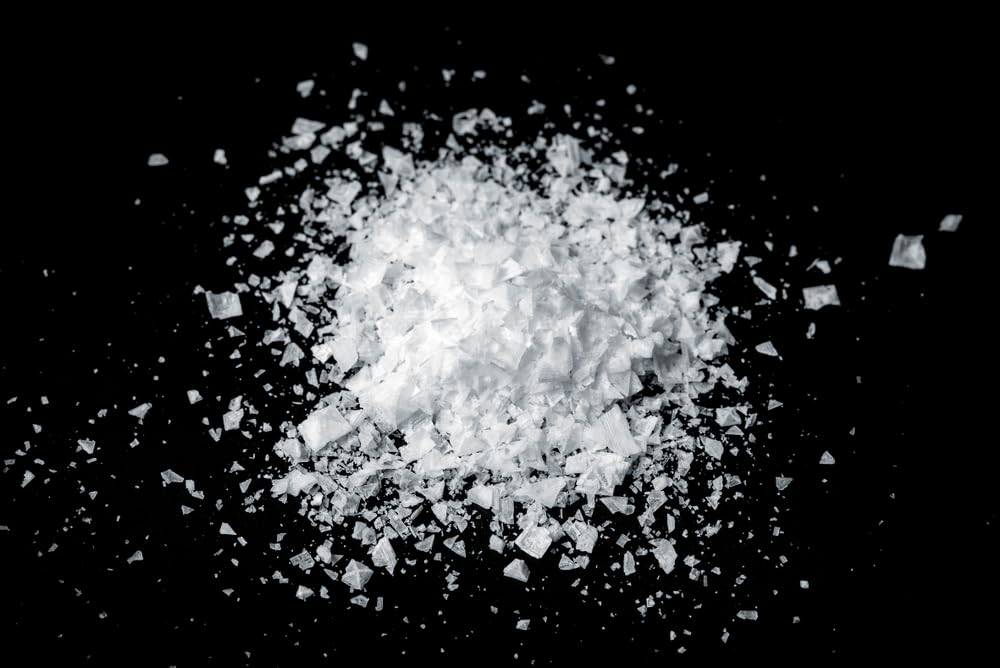 Magnesium Chloride Hexahydrate Flakes (12 Ounces) - Not for Human Consumption