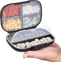 Sukuos Travel Pill Organizer Weekly med Double Lock, Bærbar Pill Box med store 7 Segment, Airtensive Daily Medicine Case Container med etiketter for vitaminer / fiskeolier / kosttilskud