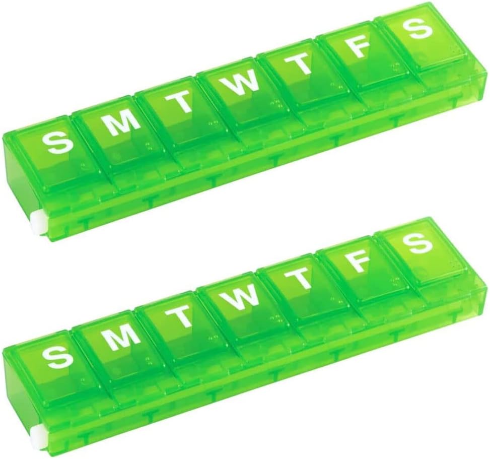 EZY DOSE Weekly (7-Day) Pill Organizer, Medicine Case, Vitamin Planner Box, Små låseafdelinger Sikker receptpligtig medicin og forhindre spild, Farver kan Vary (Lille låsning - 2 Pack)
