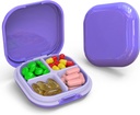 Daily Pill Organizer 4 afdelinger, Lille Pill Box Portable Travel Pill Case, Mini Pill Container til purse Pocket, Compact Travel Medicine Organizer til Vitamin, Torve Lever Oil, tillæg (lilla)