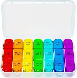 Ugentlig Pill Organizer 3 gange om dagen, Rejse Pill Box 7 Dag, Daglig Bærbar lille Pill Case, Fugtighed- Proof Medicine Organizer Box for Vitaminer, Fish Olies, Kosttilskud og Medicin Supplementer White