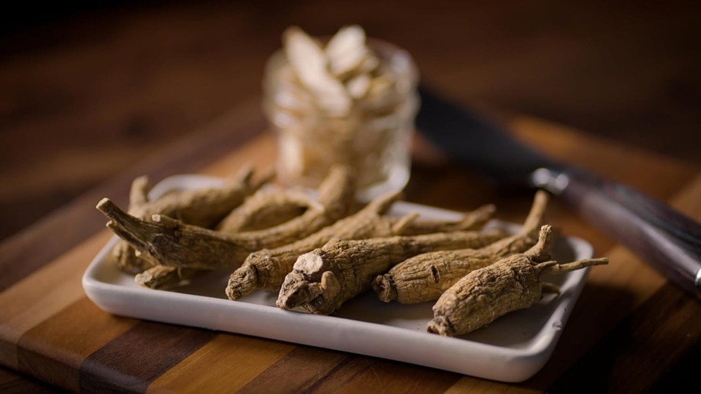 Dairyland American Ginseng Roots - 16 oz Pack of Wisconsin Ginseng Root - Autentiske amerikanske Ginseng - Non-GMO, Gluten Free Whole Ginseng - Brug denne urte supplement i suppe, te, Congee