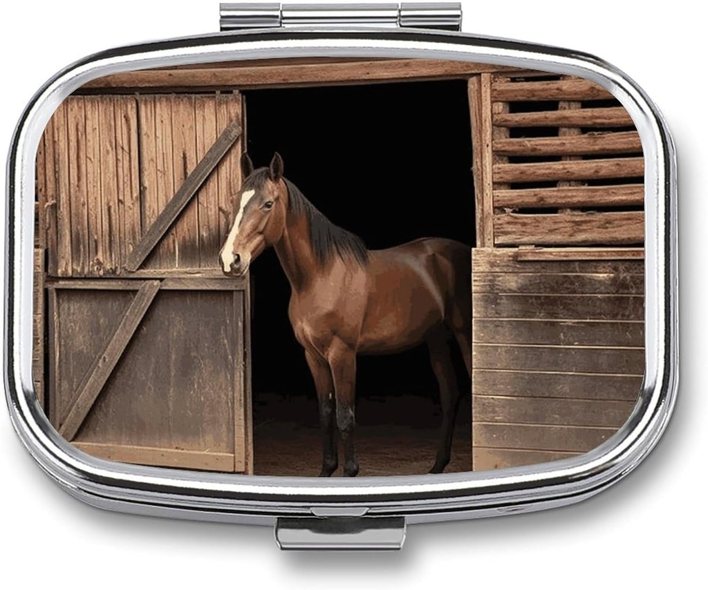 Square Pill Case 2 Segment Barn Horse Pill Box Mini Medicine Pill Organizer Portable rejse Pillekasse til Pocket Purse Metal Pill Container til Vitaminer Fish Oil Kosttilskud