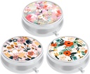3 Pack Pill Box, Lille Pill sag for purse & Pocket, Cute Travel Medicine Organizer, Portable Medicine Container Holder til at holde vitaminer, Medicin, Fish Oil & Supplement, Pink hvide blomster