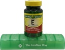 Spring Valley E-vitamin Kosttilskud, 180 mg, 100 Tæl med Complimentary Grafton Way Pill Organizer