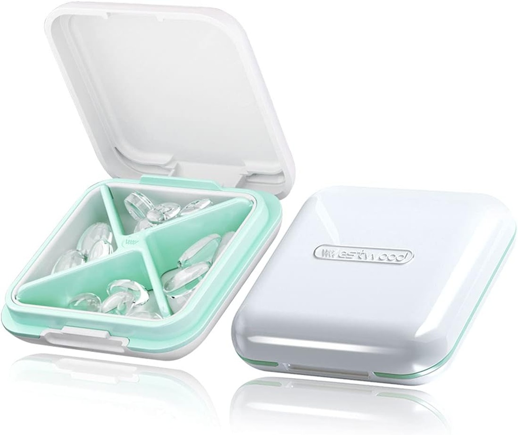 Lille pillekasse, Rejsepillekasse, Dtouayz Portable Medicine Organizer, Vitamin og Medicin Dispenser, Cute Daily Pill Box til pung eller taske, Vandtæt 4 Segment Rejsepillebeholder